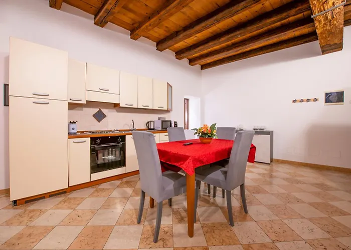 Apartment Arena Mazzini Centro 2 *