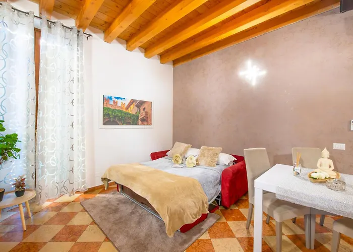 Arena Mazzini Centro 2 Apartment *