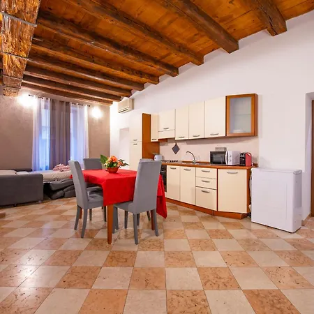Apartment Arena Suite Mazzini Verona Centro 2 Verona