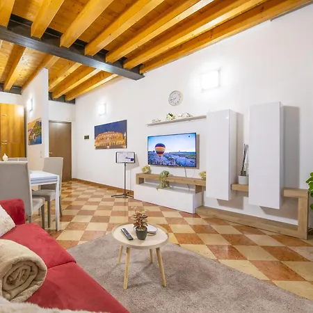 Apartment Arena Suite Mazzini Verona Centro 2 Verona